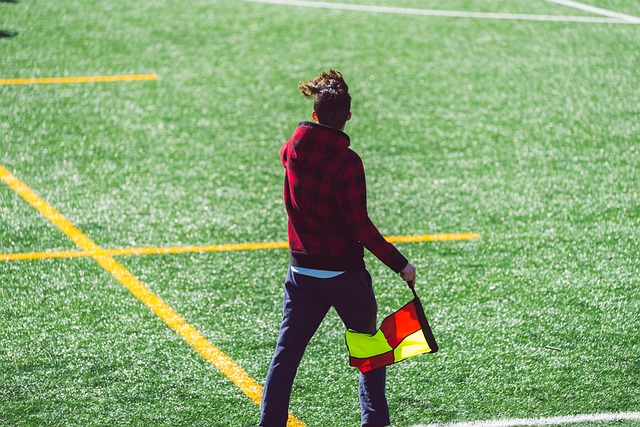 员们刻苦训 员们刻苦训